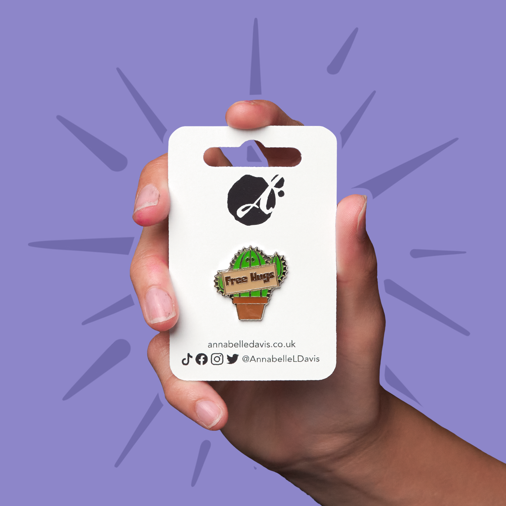Free Hugs Pin